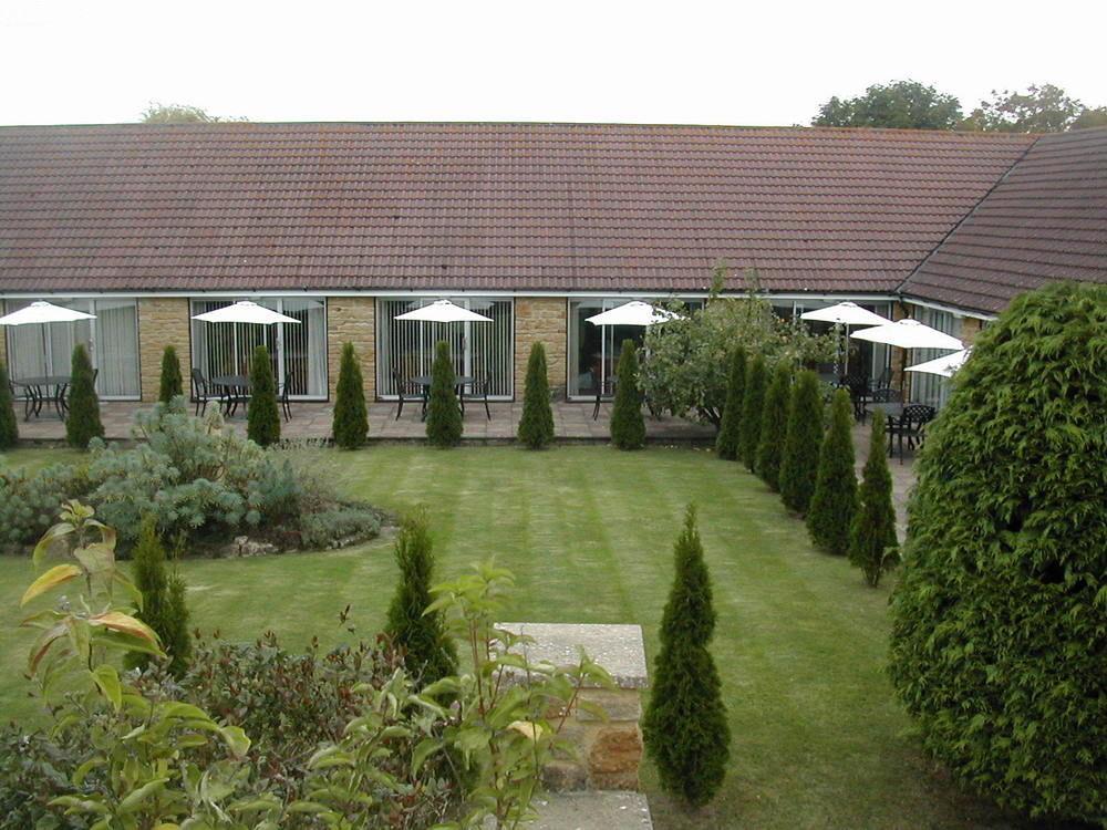 Hollies Hotel Martock Eksteriør bilde